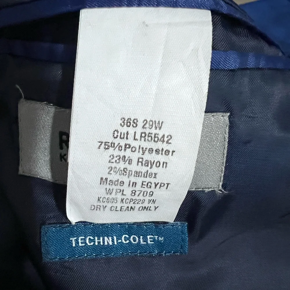 Kenneth Cole Reaction Men's Blue Blazer size 36S & 29W.